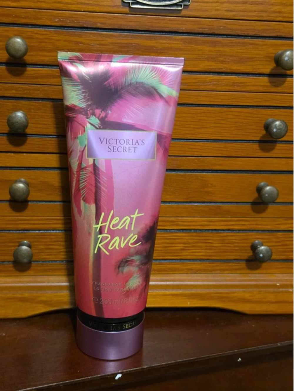 Victoria's Secret "Heat Rave" Fragrance Body Lotion 8 fl oz 236ml New